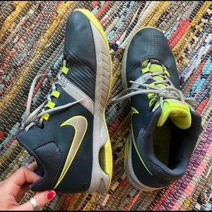 Nike Air Visi Pro 5 Size 9.5 Men